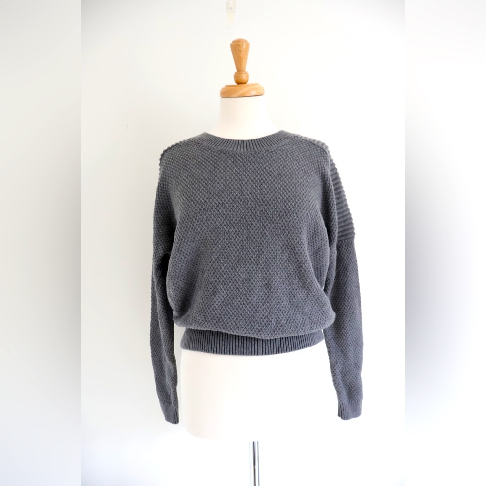Banana Republic Heritage Collection Gray Knit Sweater Small (S)